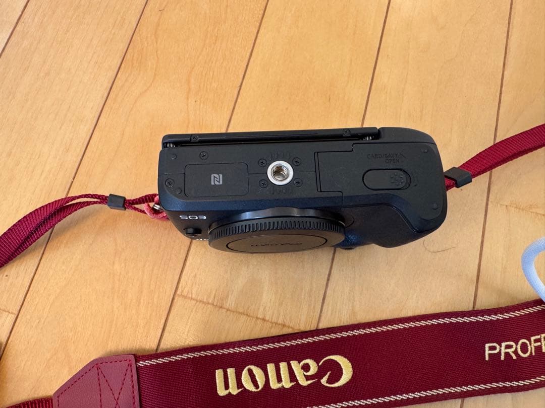 EOS M3 ダブルレンズキット+電子ビューファインダー他