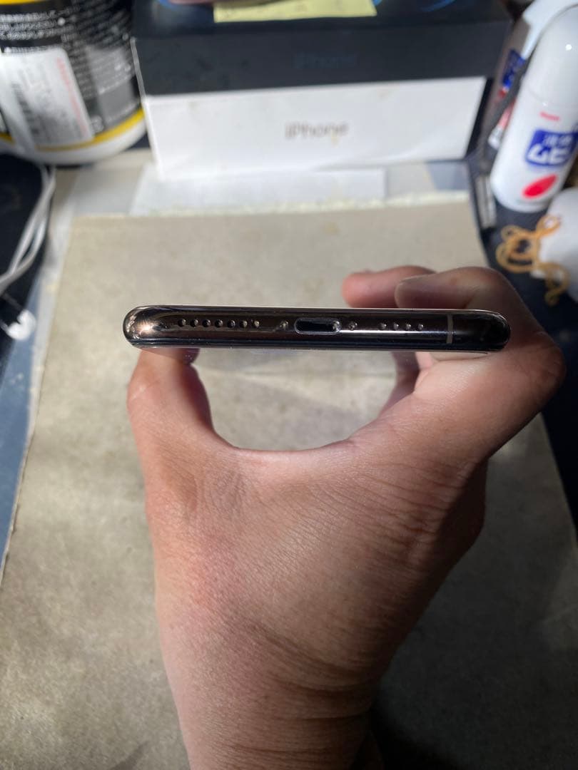 iPhone XS Max SIMフリー　256GB バッテリー100%!!