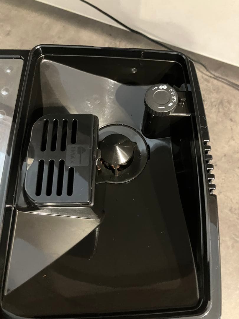 【美品】デロンギ エスプレッソマシン マグニフィカ S ECAM22112B