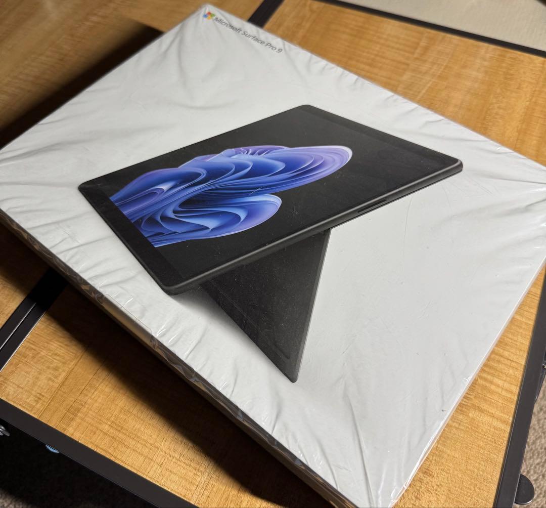 Microsoft Surface Pro 9ブラック スリムペンキーボード付き