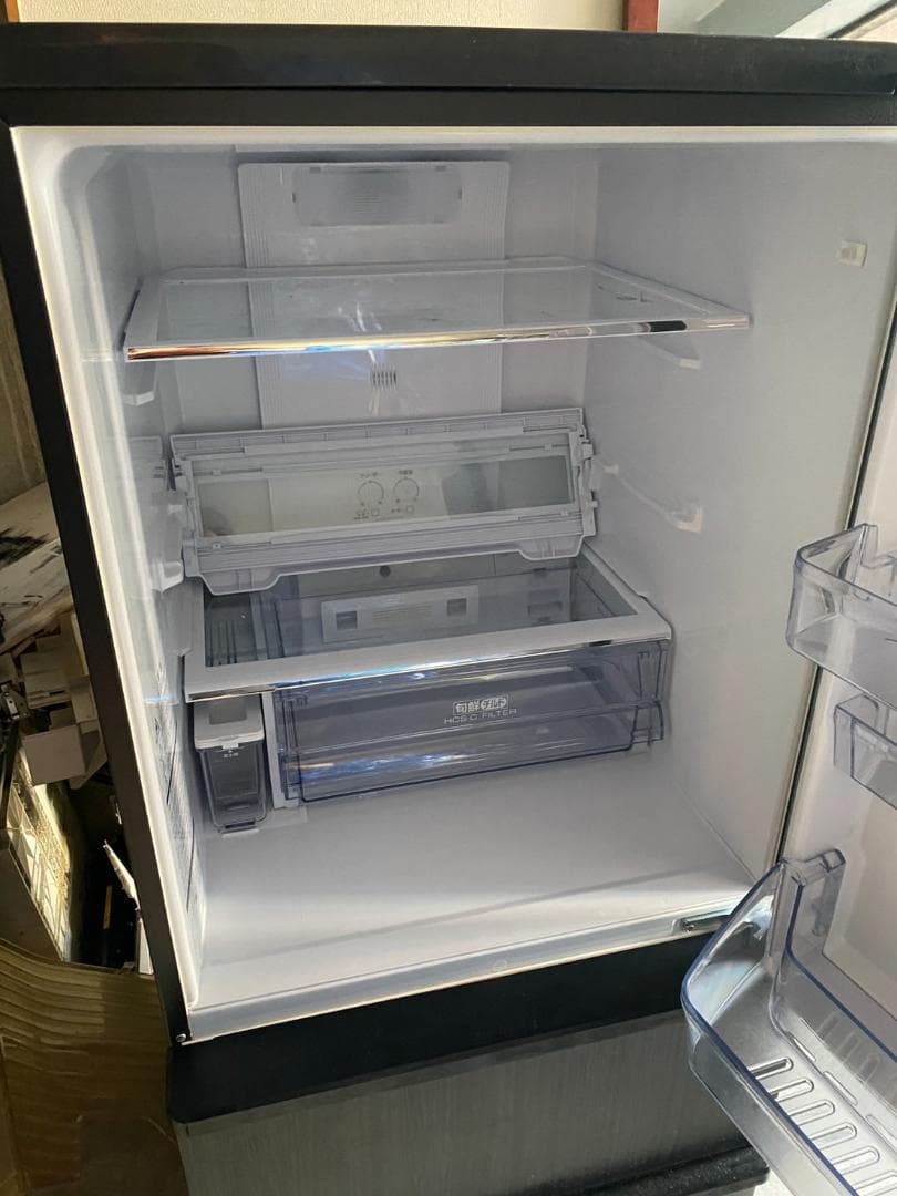 AQUA ノンフロン冷凍冷蔵庫　AQR-SV27P