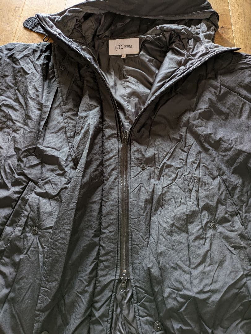 F/CE RECYCLE MATERIAL PADDING PONCHO　S