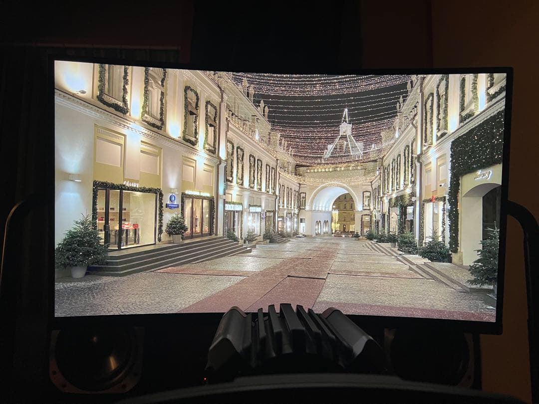 MSI 27インチ湾曲ゲーミング モニター [ほぼ未使用]