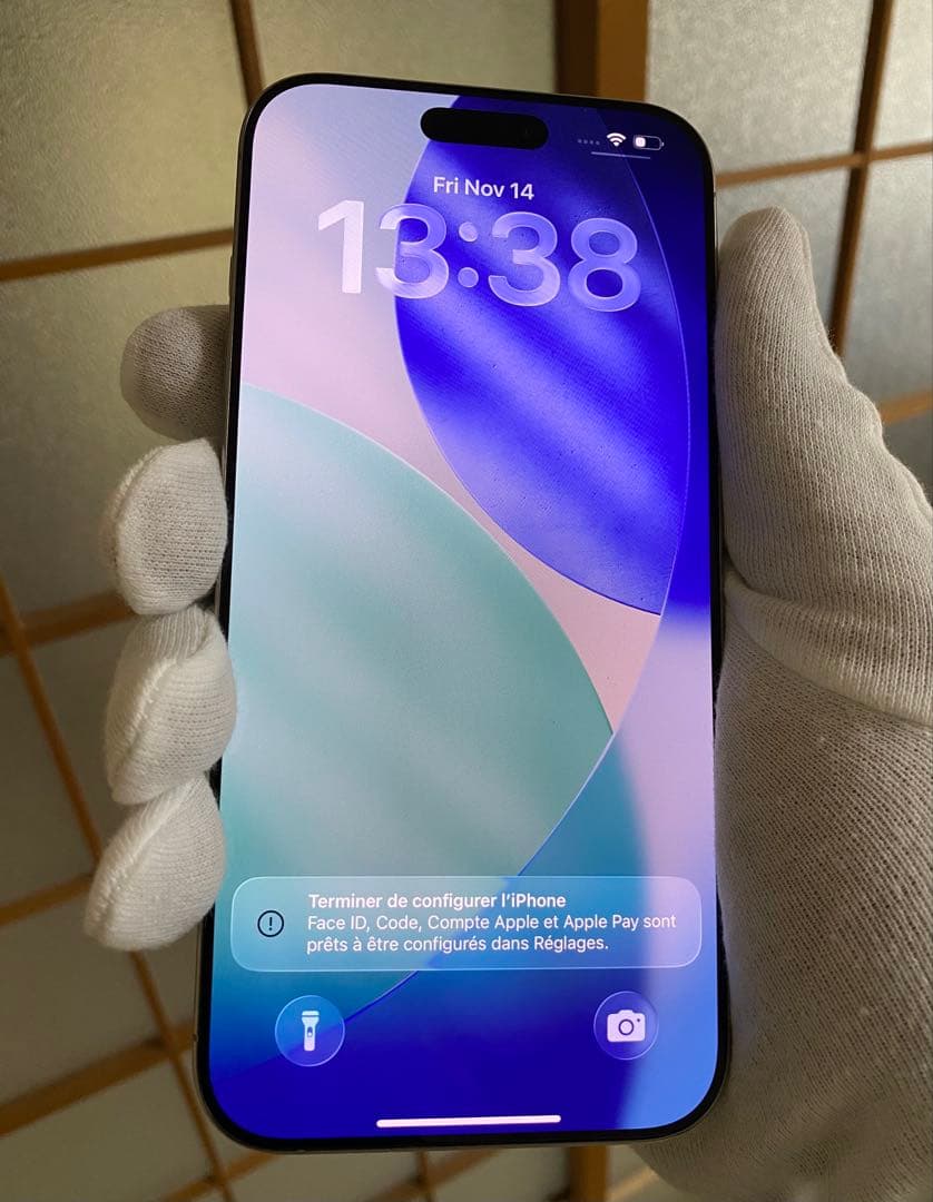 非常に良好な状態。iPhone 16 Pro Max 256GB SIMフリー