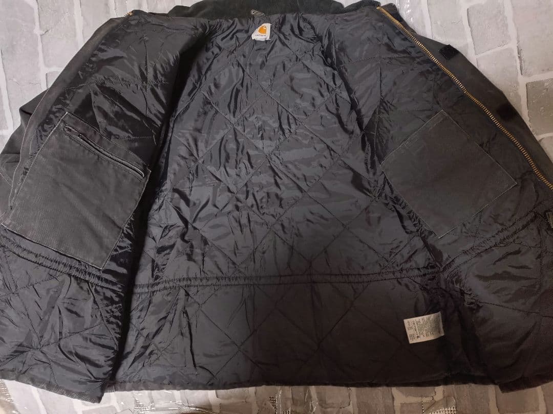 【カーハート】【2XLサイズ】【トラディショナルジャケット】【ブラック】フェード