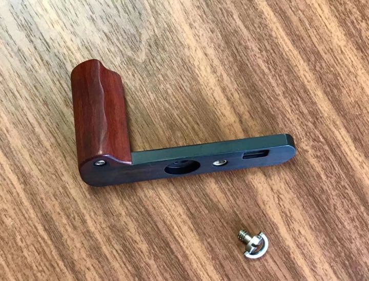 新品（黒檀、紫檀 製) LEICA ライカ typ109用 ハンドグリップ