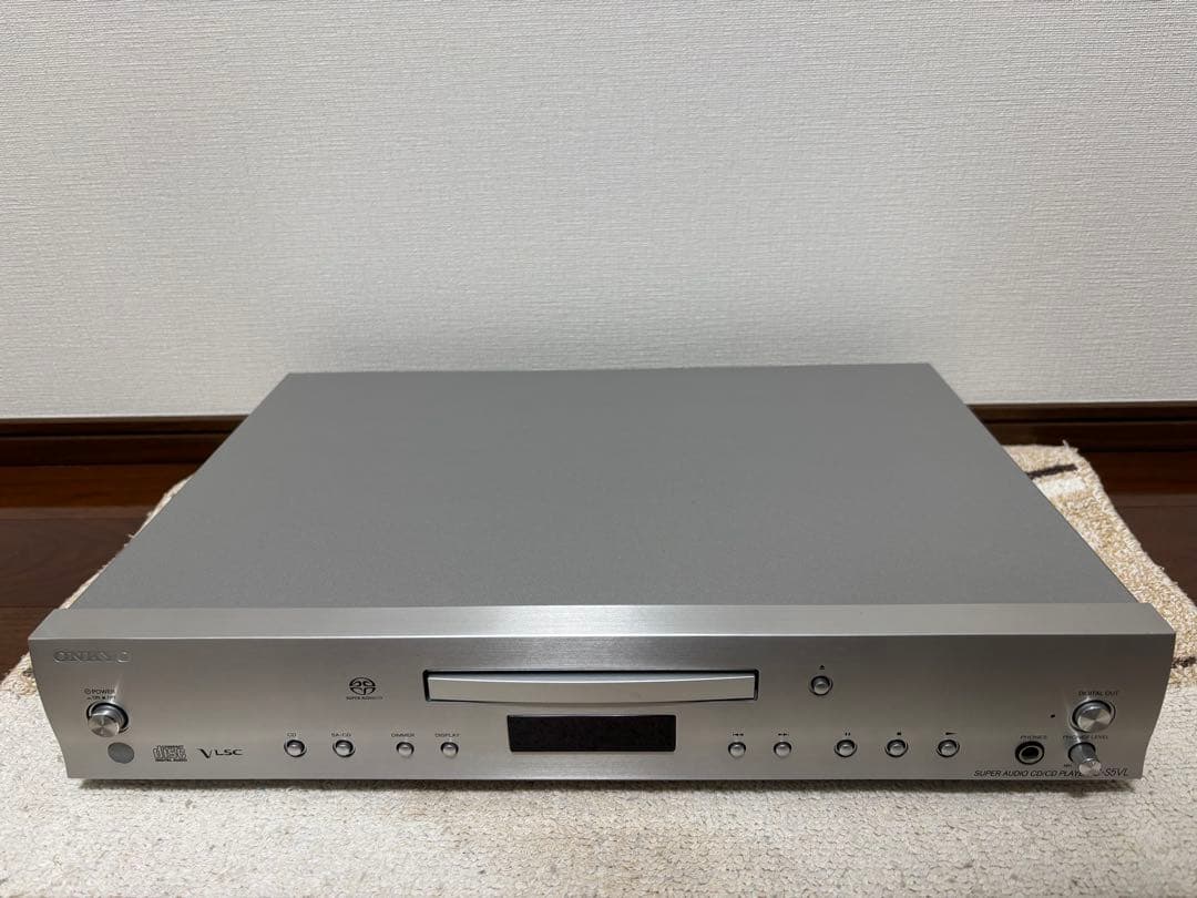 ☆実働品ONKYO C-S5VL(S)　SACD/CDプレーヤー　純正リモコン付