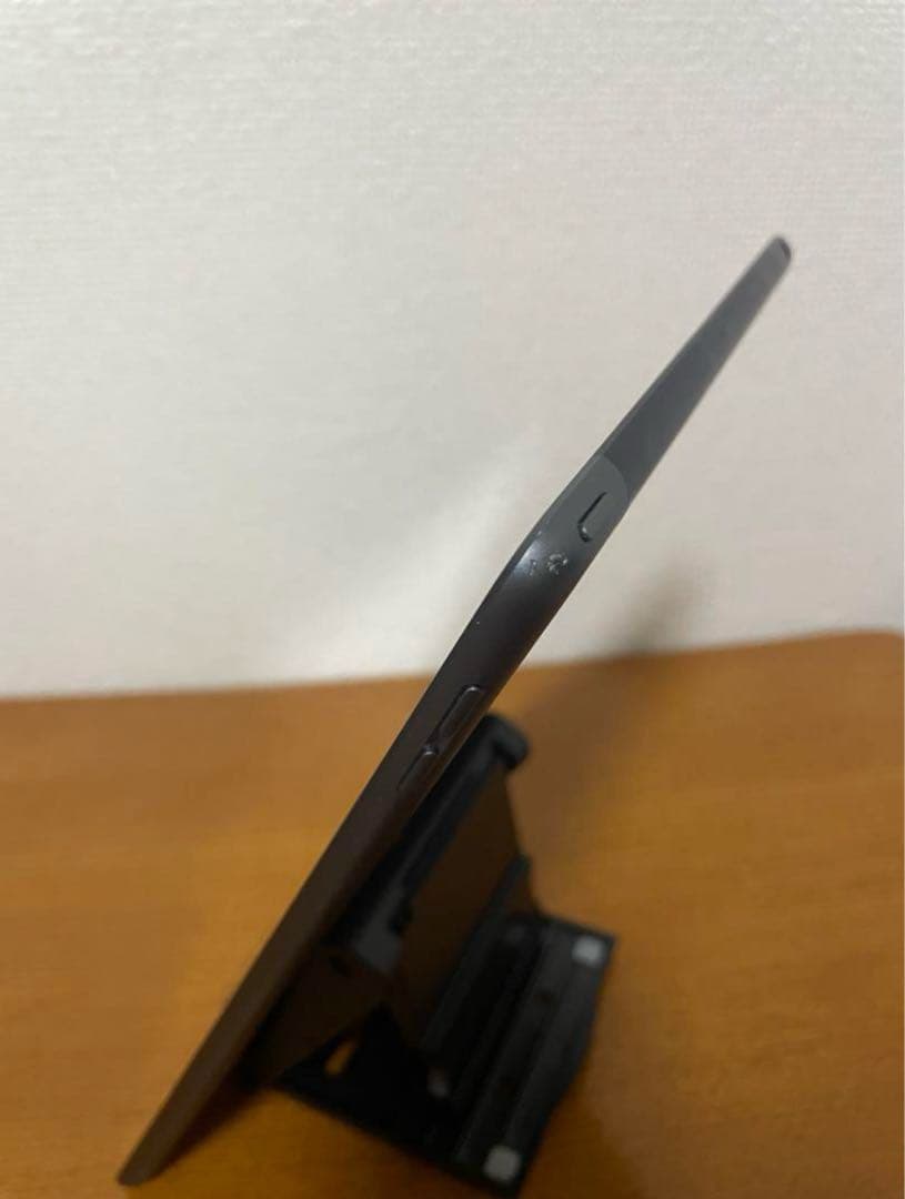 iPad 10.2インチ (第8世代) 32GB WiFi + セルラー