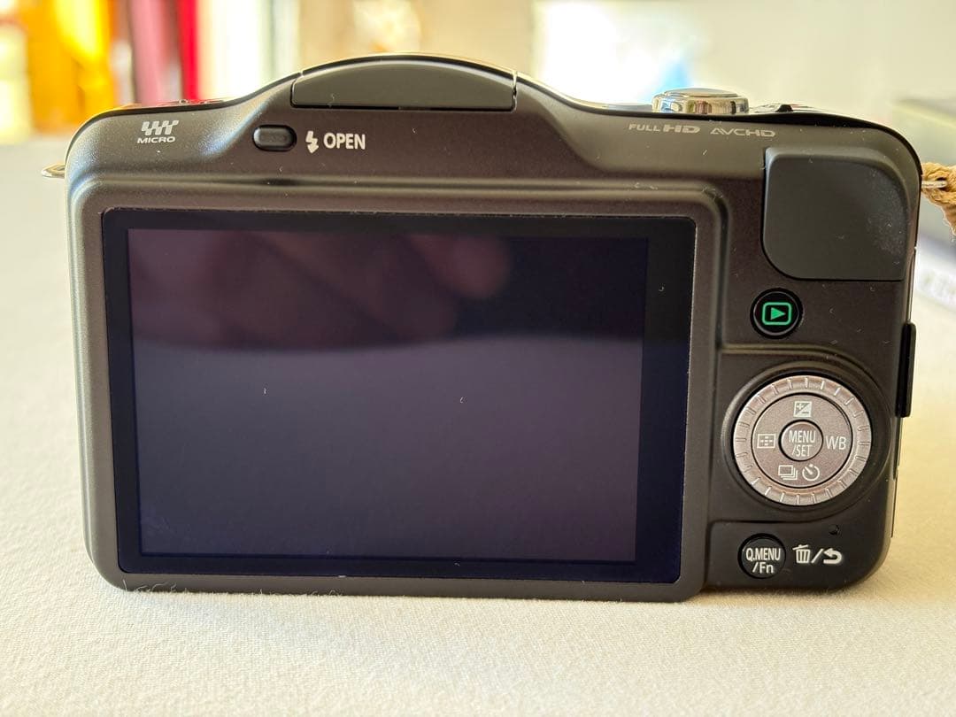 Panasonic ルミックスLUMIX DMC-GF3