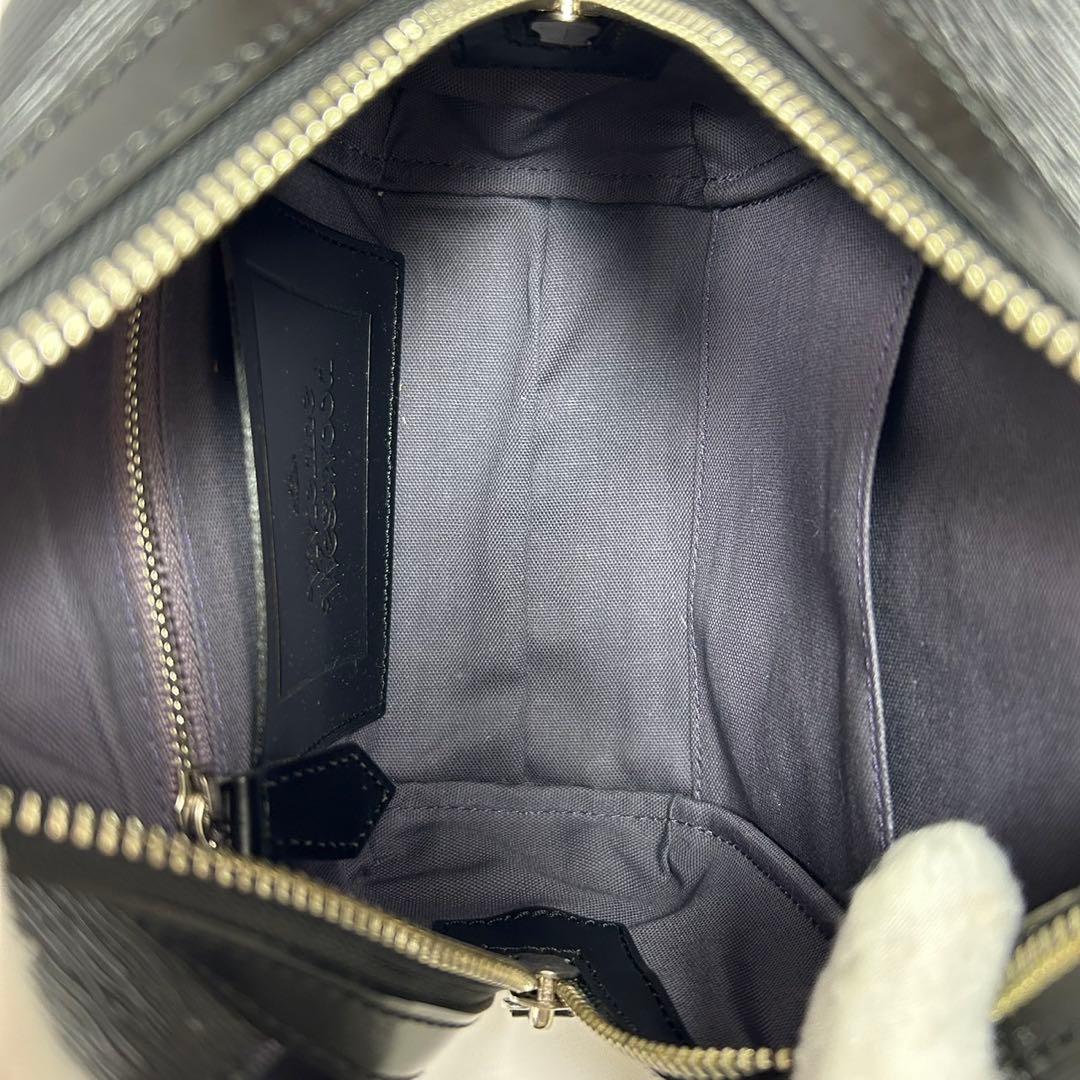 【未使用級】ヴィヴィアンウエストウッド ショルダーバッグ レザー オーブ 型押し