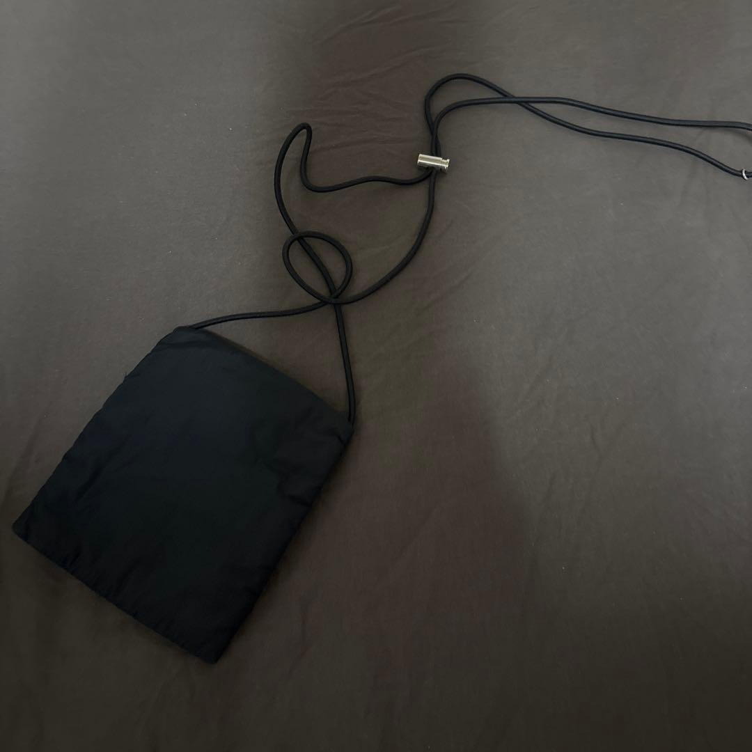 プラダ サコッシュ