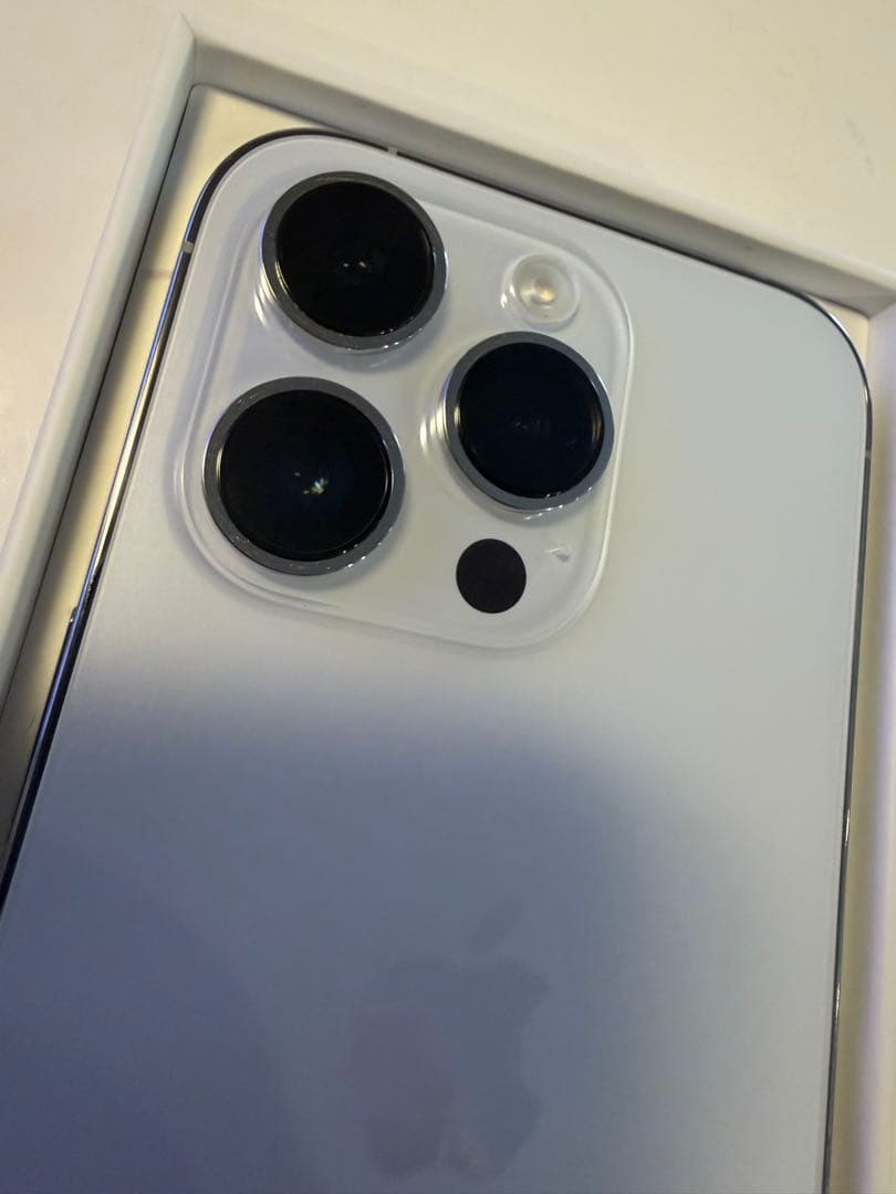 Apple iPhone 14 Pro 256gbシルバー 本体