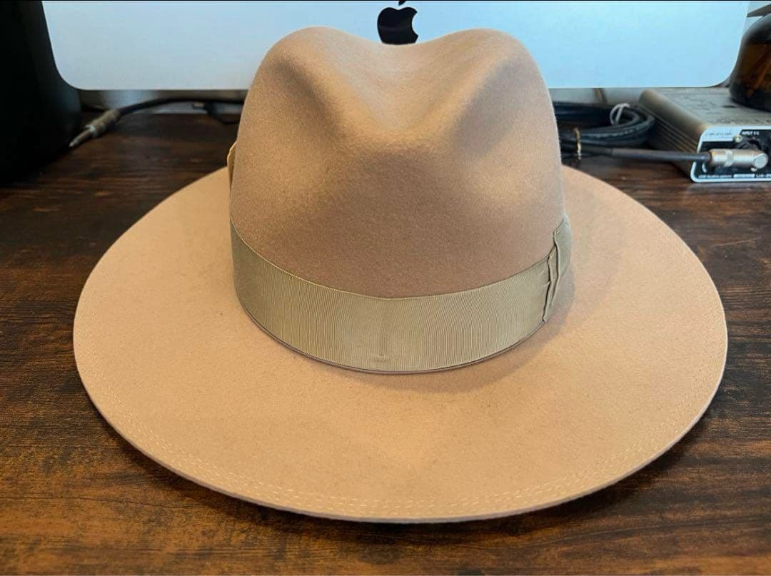 エイチダブリュードッグアンドコー　ハット