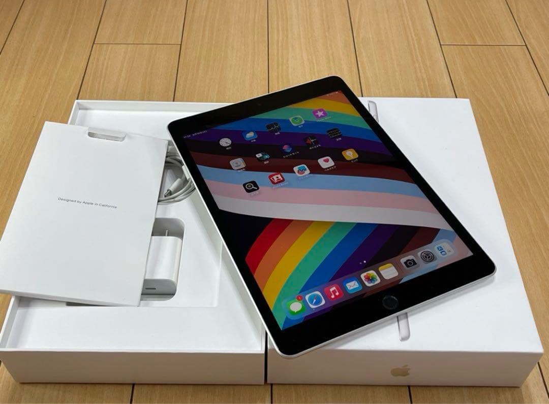 【美品】Ipad第9世代64Gb Wi-Fiキーボードとカバー付き
