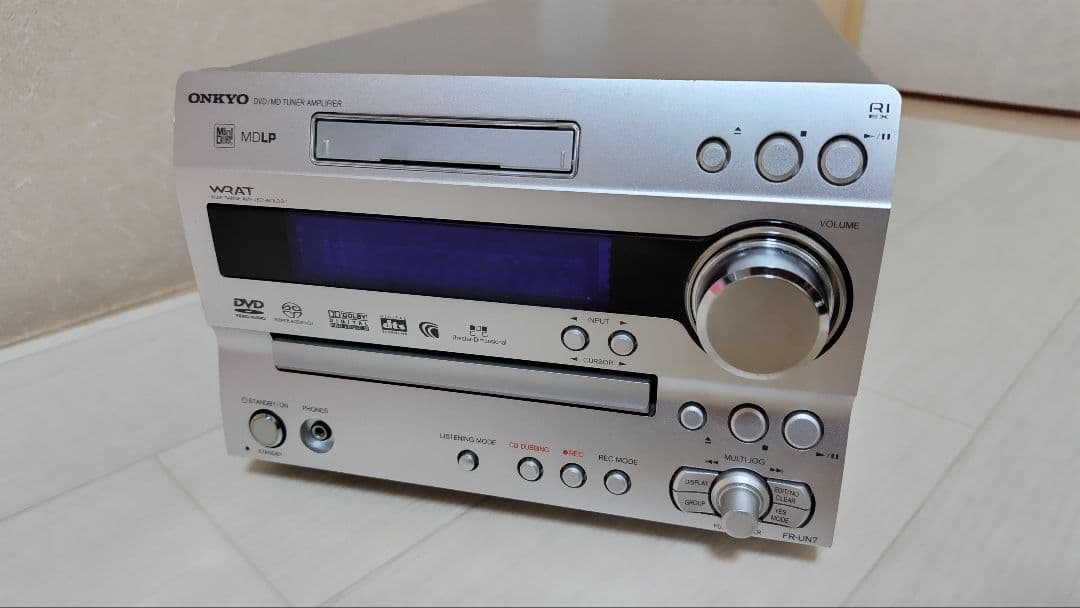 ONKYO　DVD/CD/MDプレーヤー FR-UN7
