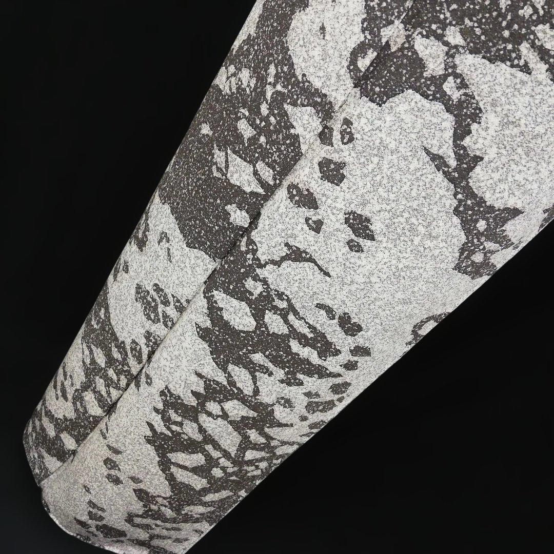 小紋(袷)　(たたき染め　流氷紋様　個性的　モノトーン　作家　上質ちりめん)