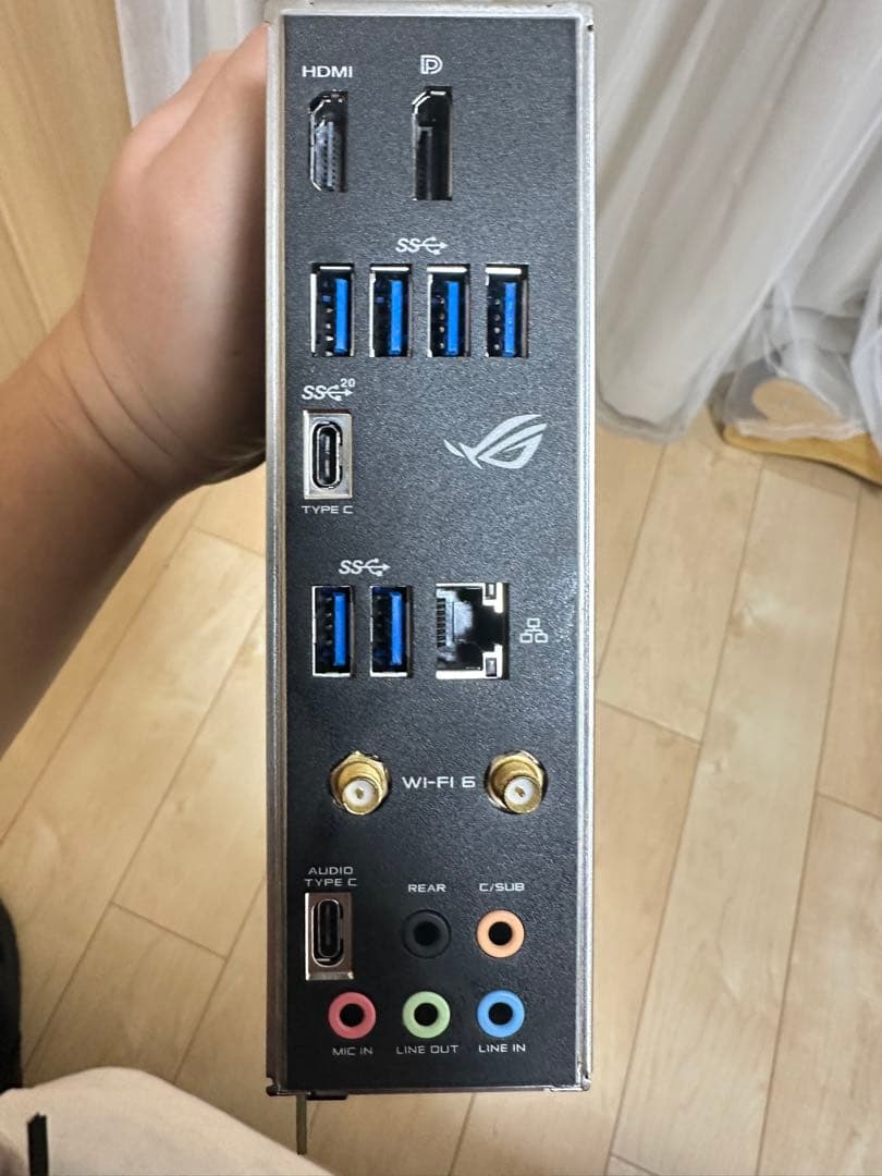 た*る様 ROG STRIX B460-I GAMING Mini-ITX マザ