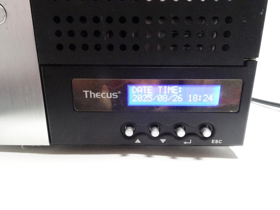 Thecus N7700PRO 大容量　7ベイ　NAS