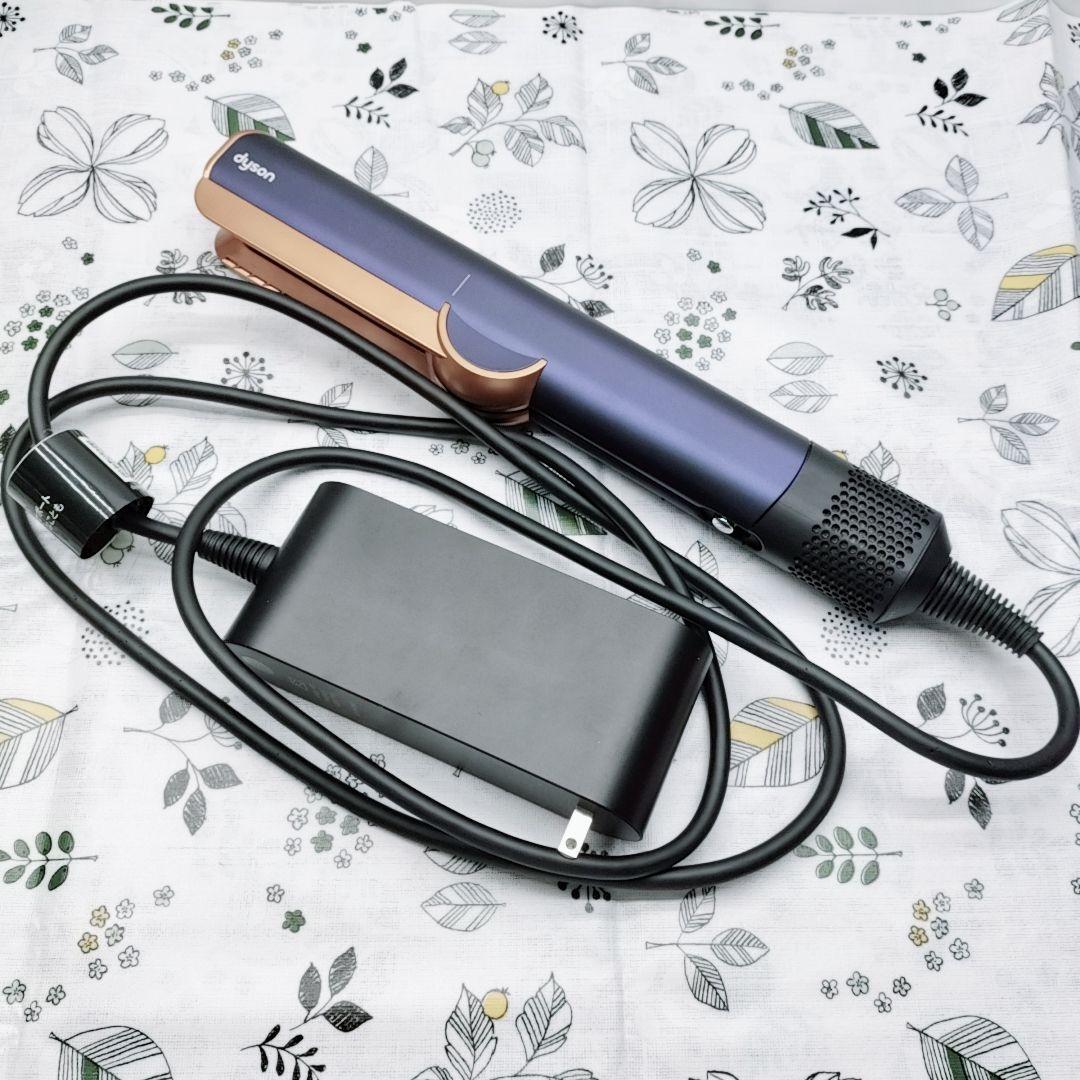 ほぼ未使用⭐️最新モデル ダイソン ストレイトナー ドライヤー ストレート