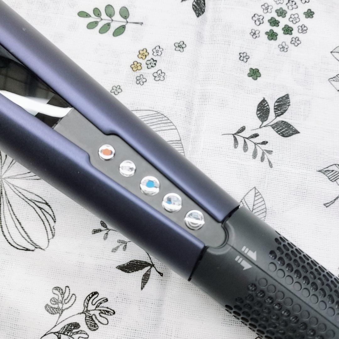 ほぼ未使用⭐️最新モデル ダイソン ストレイトナー ドライヤー ストレート