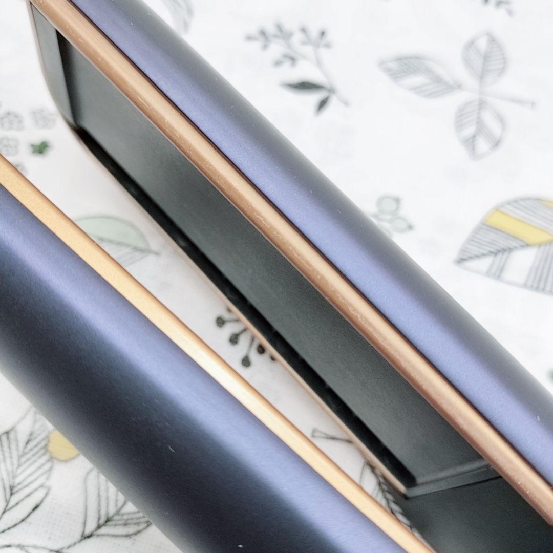 ほぼ未使用⭐️最新モデル ダイソン ストレイトナー ドライヤー ストレート