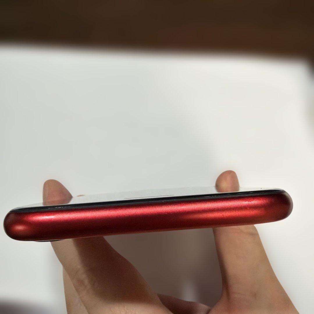 iPhone SE (第2世代) 64GB PRODUCT RED イヤホン付