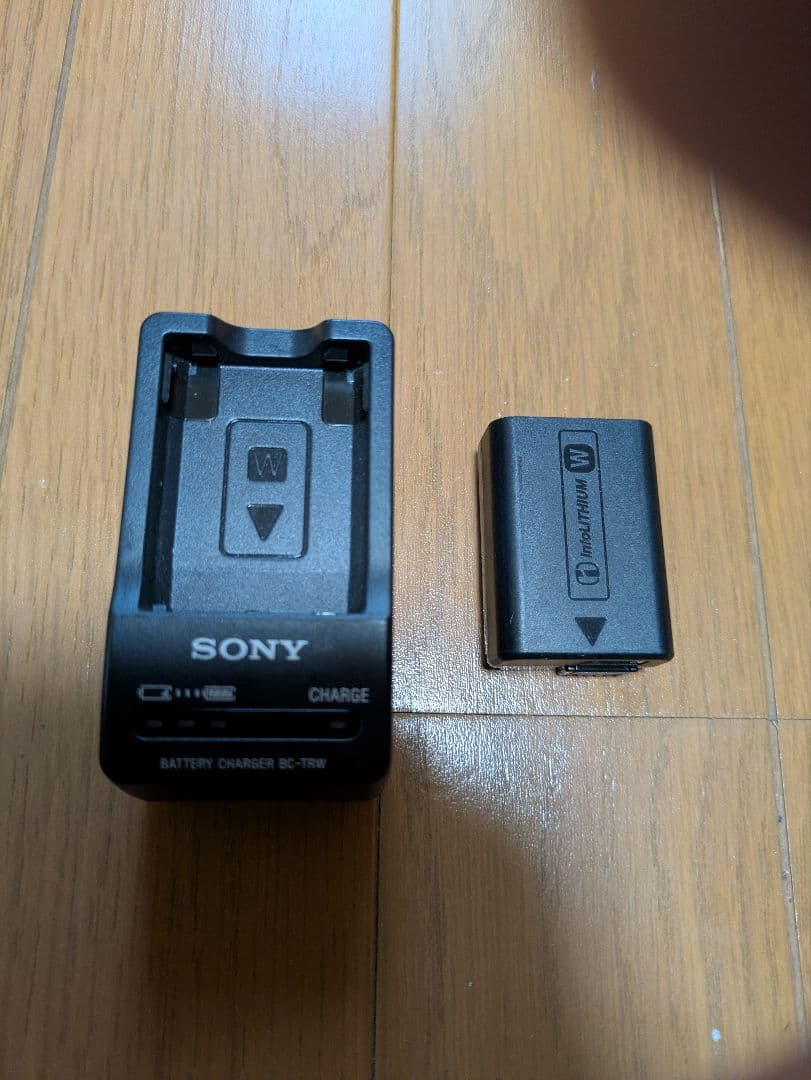 未使用品 SONY α6400 Wズームキット おまけ多数