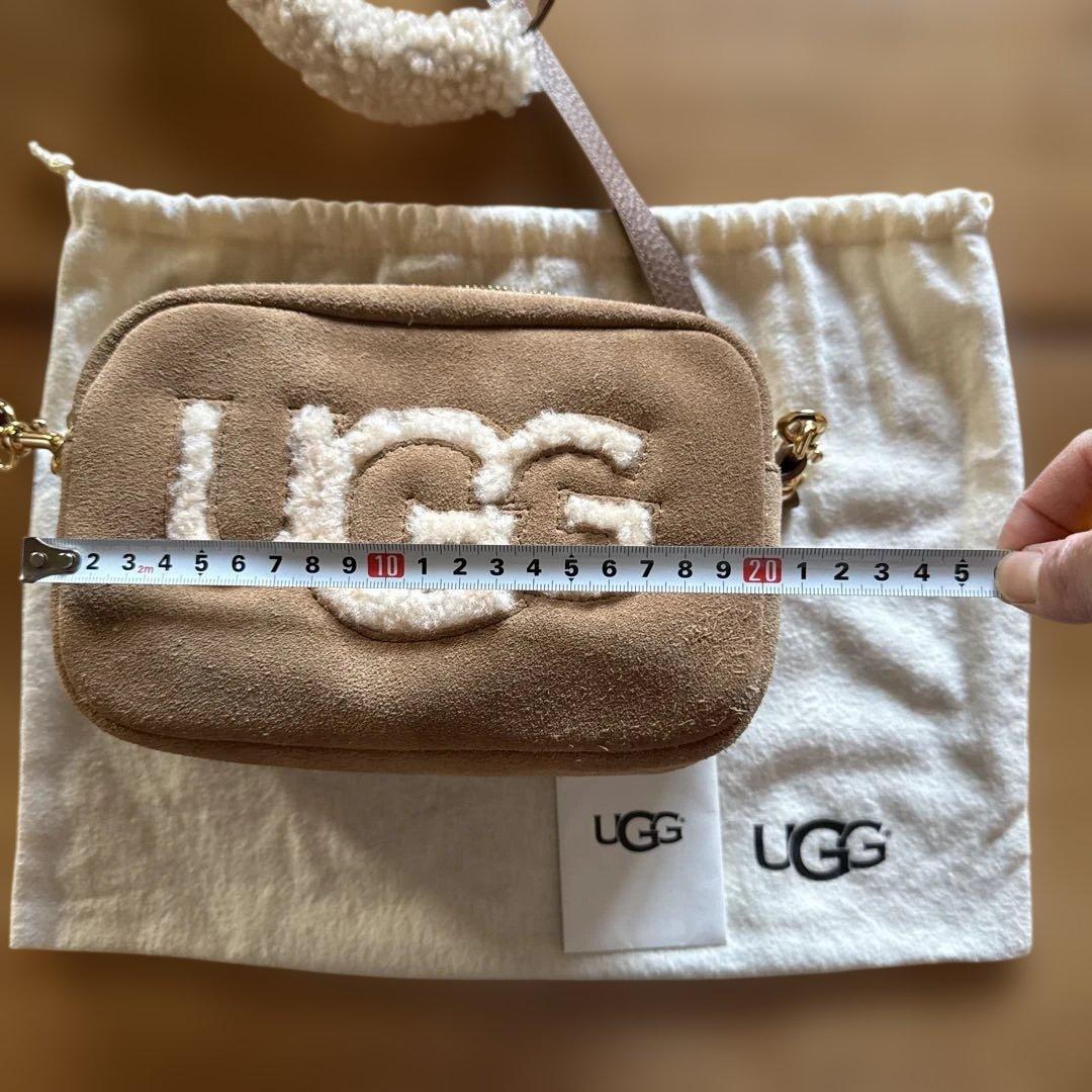 UGG ベージュ スエード ショルダーバッグ