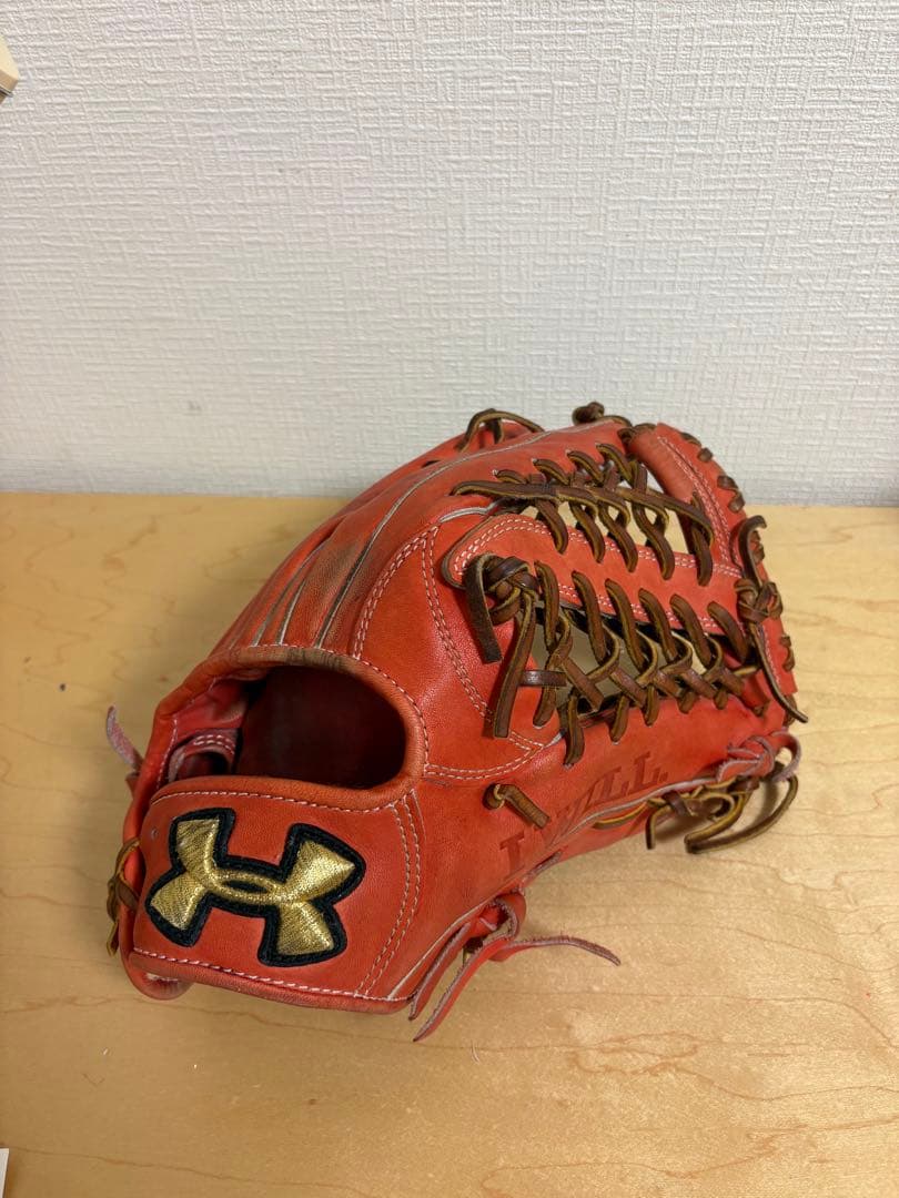 柳田モデル　アンダーアーマー　硬式 グローブ　野球 外野