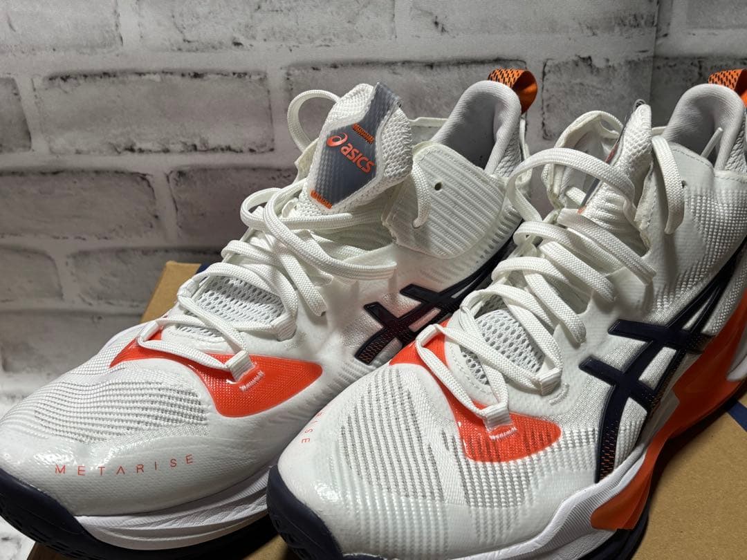 ASICS RISE バレーボールシューズ ホワイト/オレンジ/ネイビー