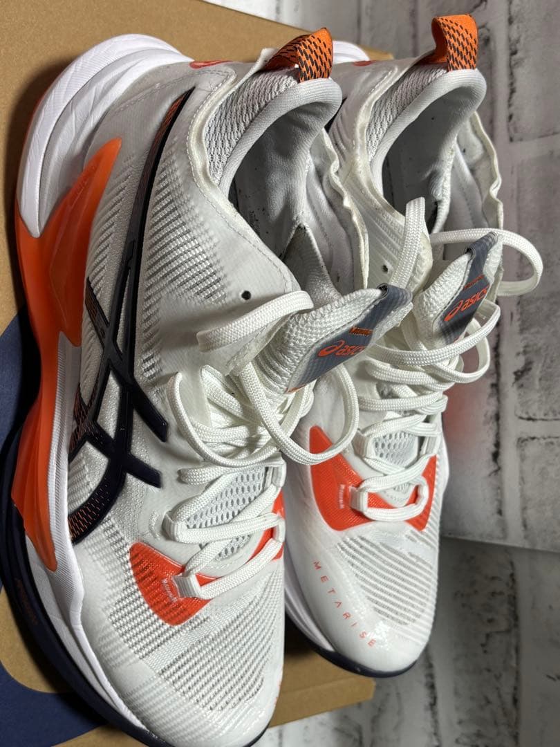 ASICS RISE バレーボールシューズ ホワイト/オレンジ/ネイビー