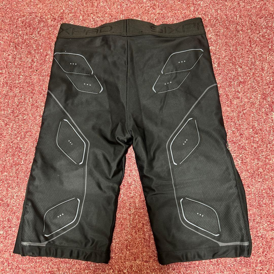 SIXPADパワースーツ　レディース　上Sサイズ下Mサイズ