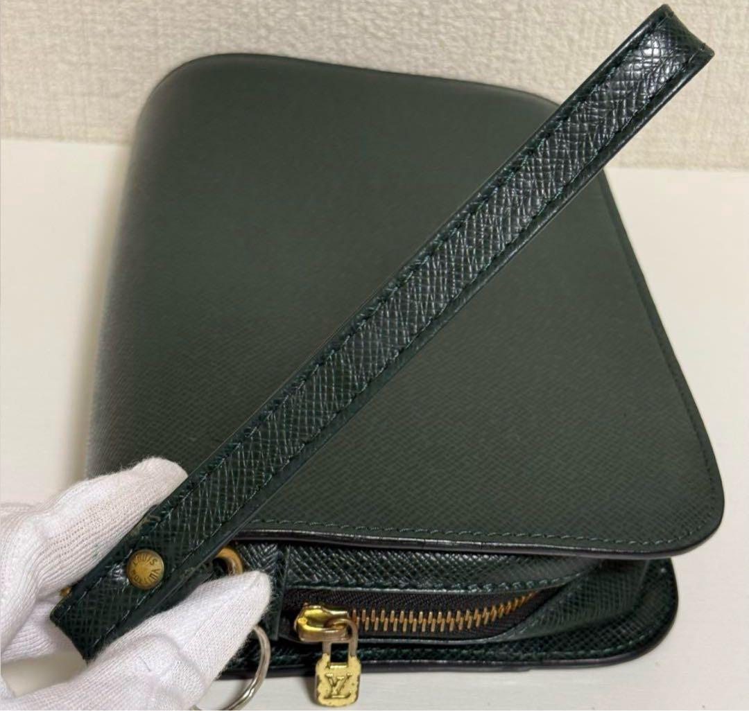 LOUIS VUITTON ルイヴィトン タイガバイカル セカンドバッグ