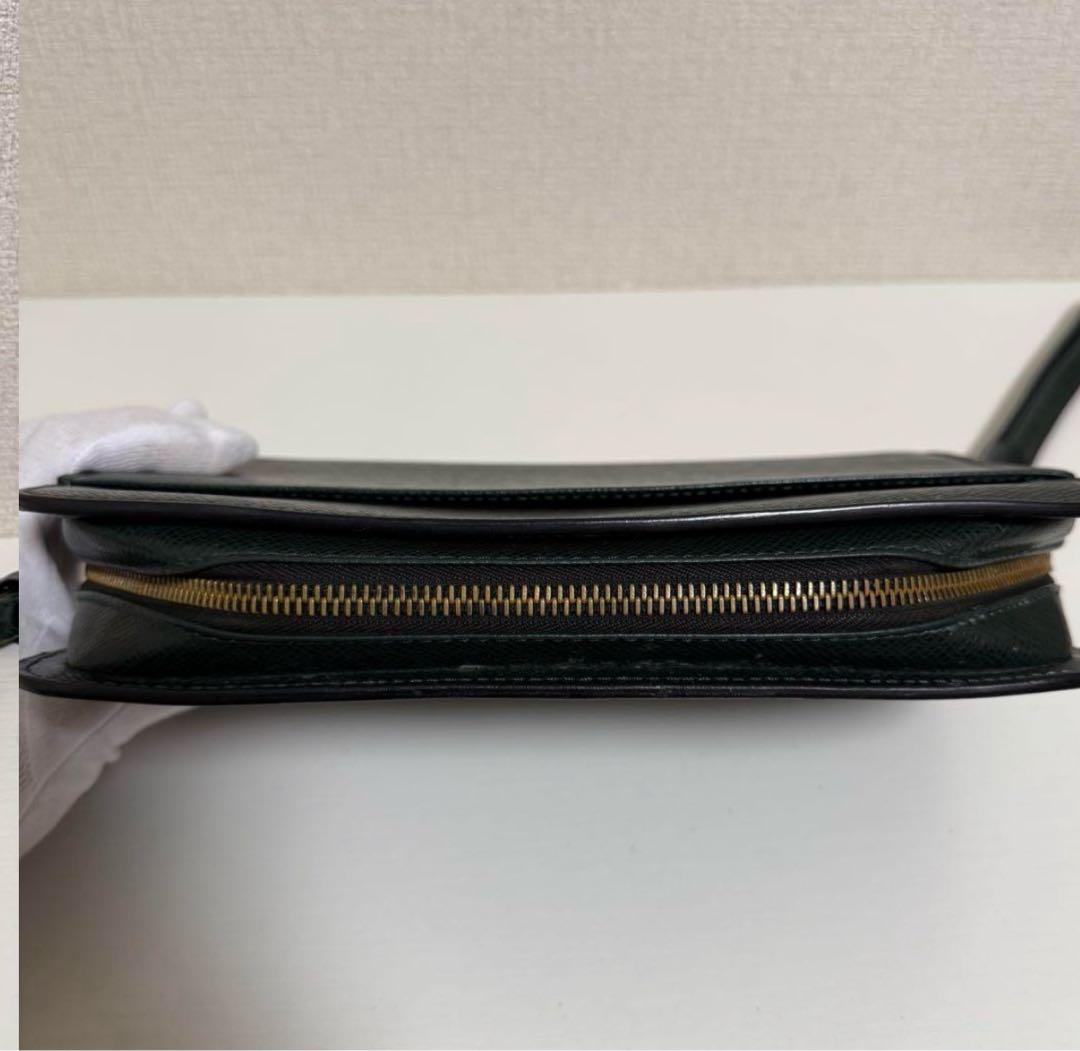 LOUIS VUITTON ルイヴィトン タイガバイカル セカンドバッグ