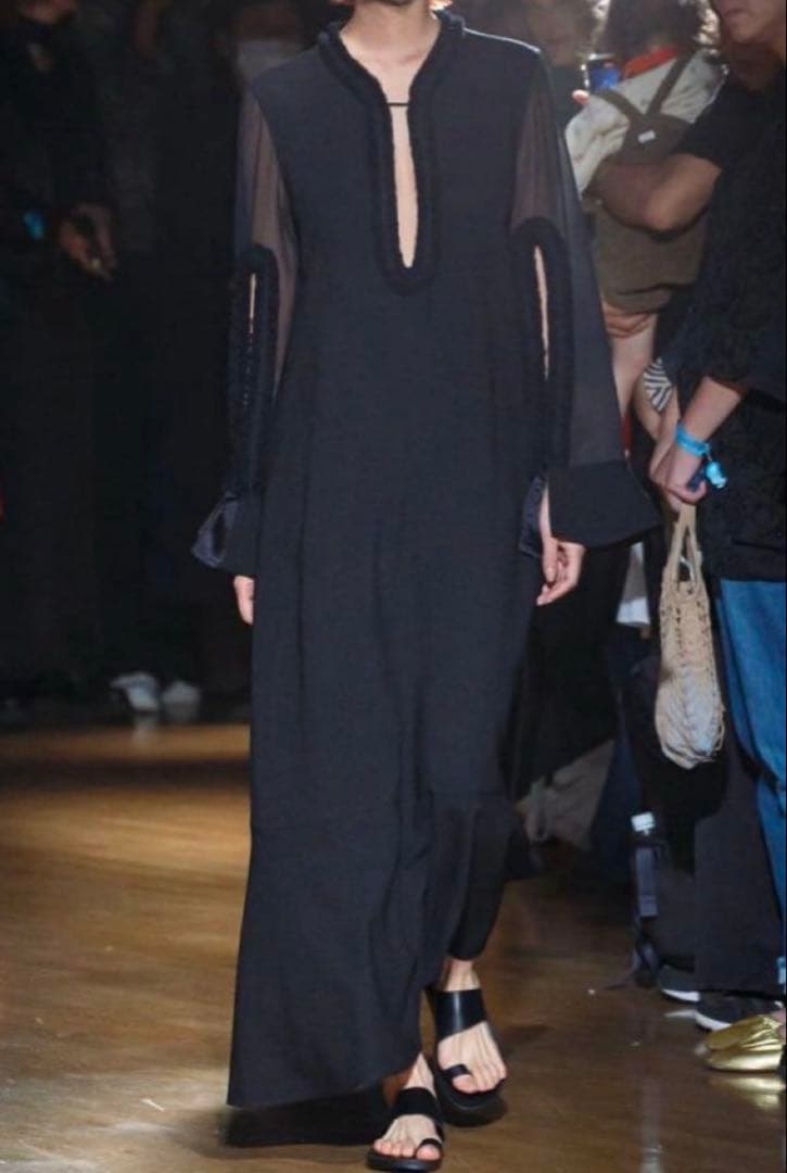 専用！FUMIE=TANAKAfrill neck opワンピース　2024SS