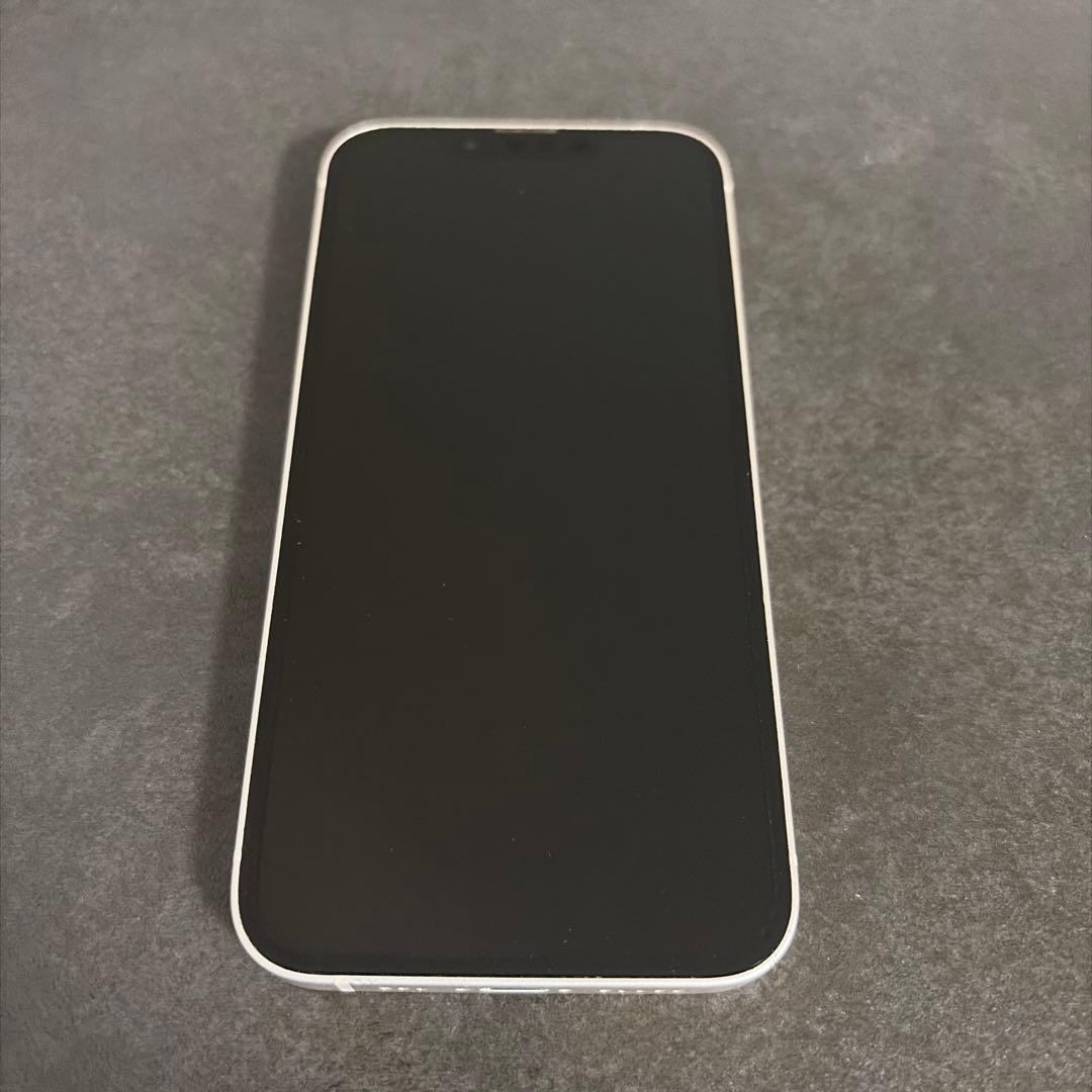 スマートフォン本体 iPhone13 256GB