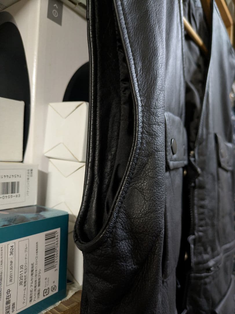 ラフシモンズ ２００２ＡＷ レザーベスト ヴァージニアクリーパー期