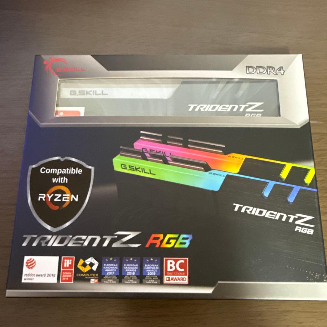 G.SKILL Trident Z RGB DDR4 16GB（8GB×2）