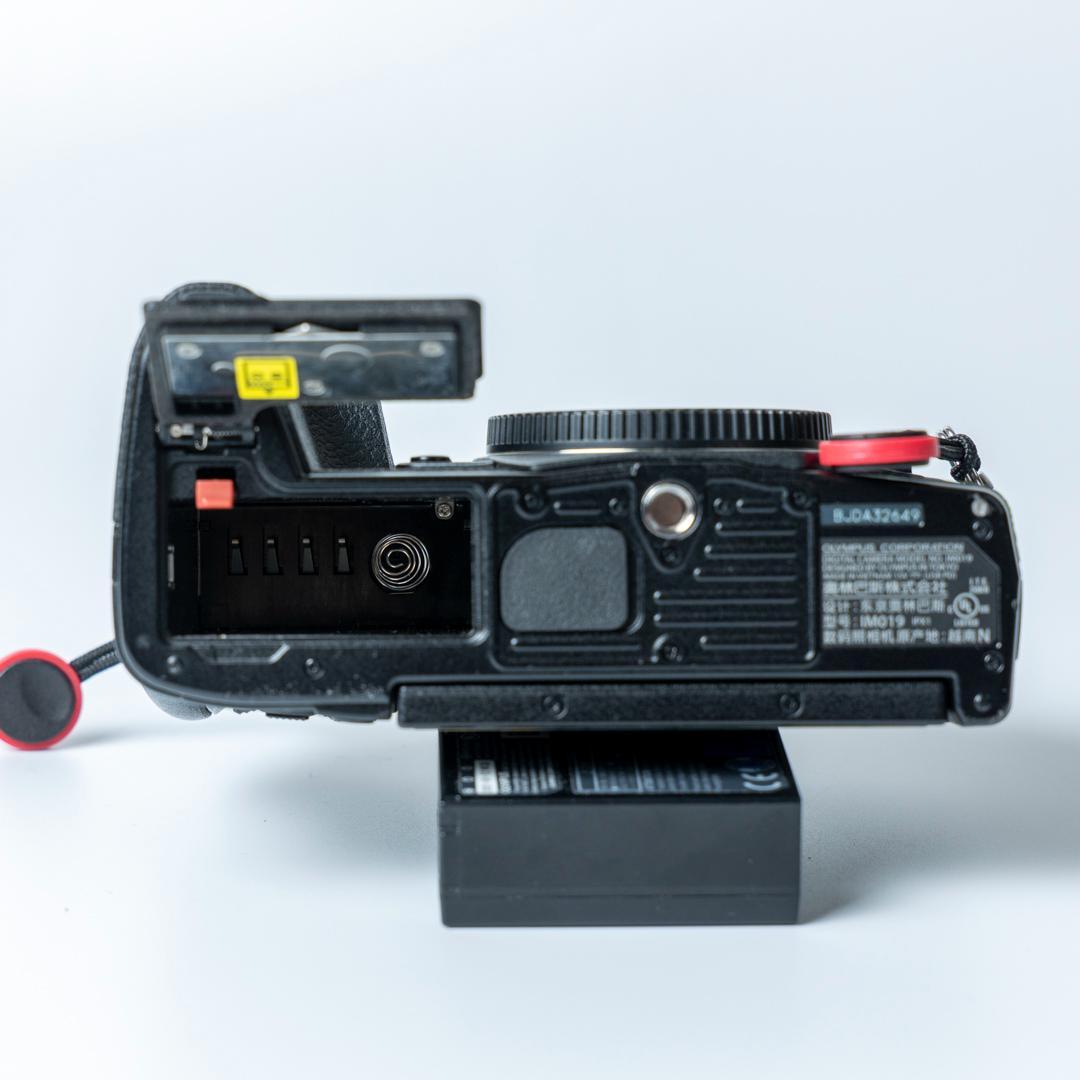 OLYMPUS OM-D E-M1 MarkIII 本体と付属品