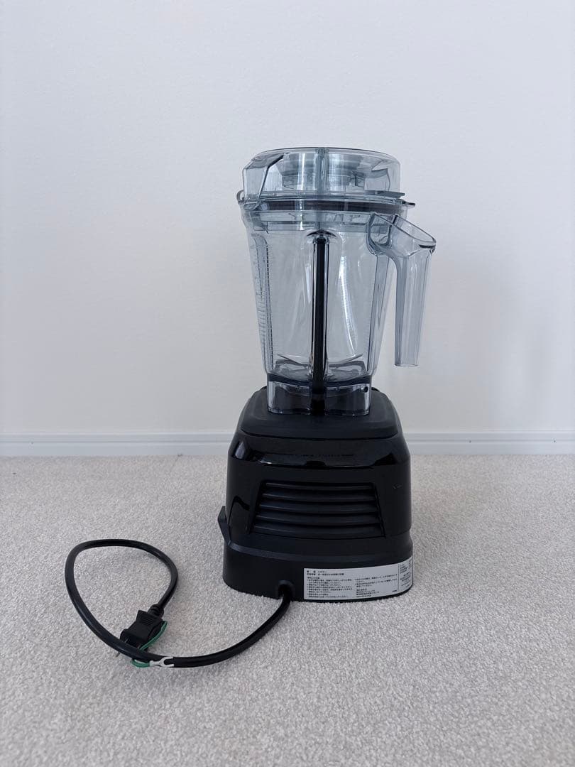 【ほぼ未使用】Vitamix V1200i ミキサー(タンパー、レシピ本付)
