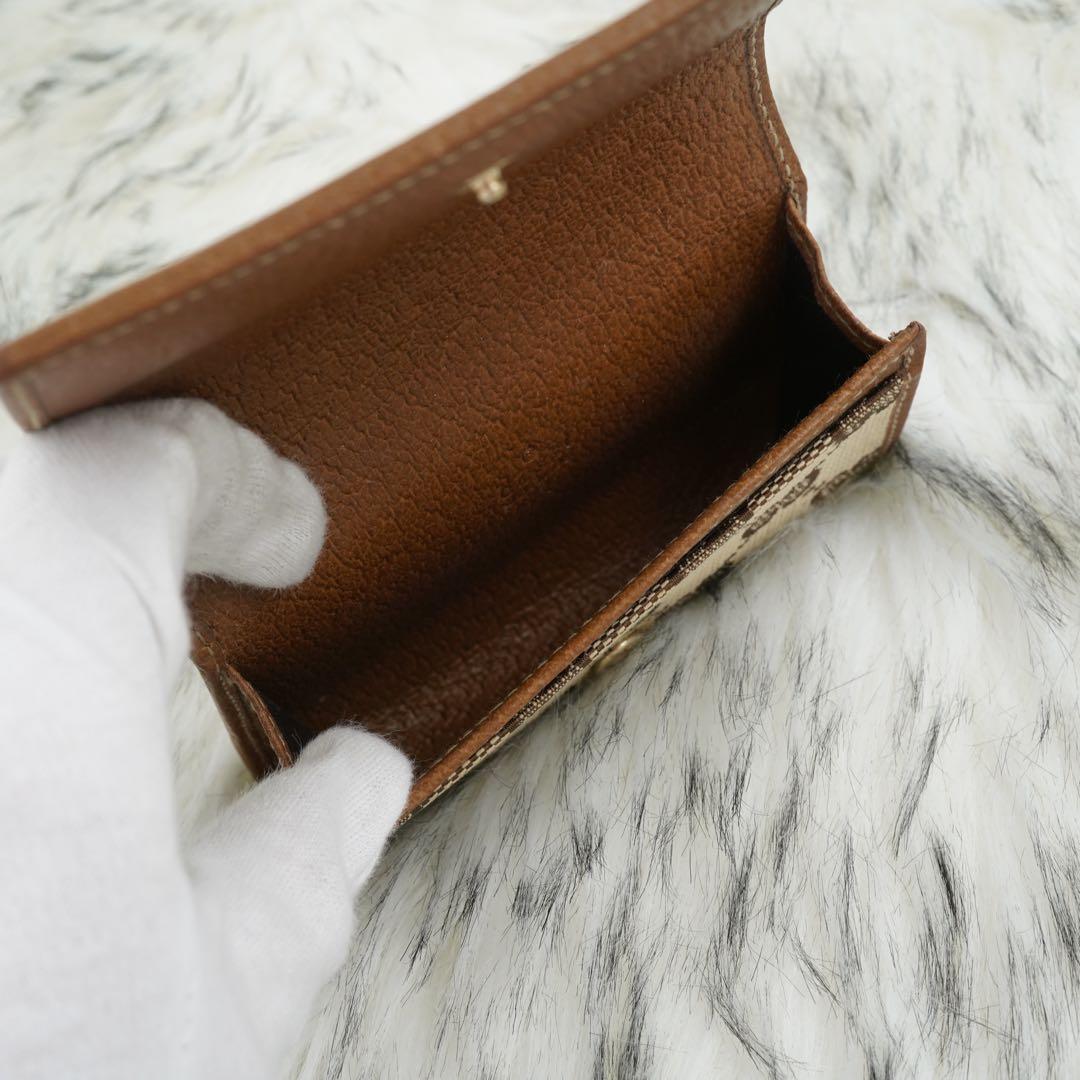 ほぼ未使用品　GUCCI グッチ　名刺入れ　カードケース　GG柄　シマライン