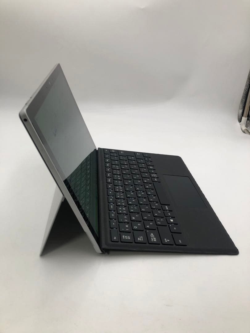 Microsoft’ Surface Pro 7+