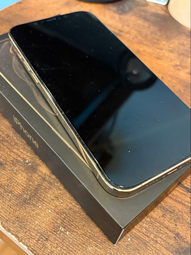 【美品】iPhone 12 Pro max本体 ゴールド 128GB