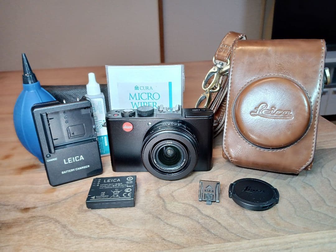 正*蔵様 【カメラケース+メンテナンスキット付き】Leica D-LUX6【返金