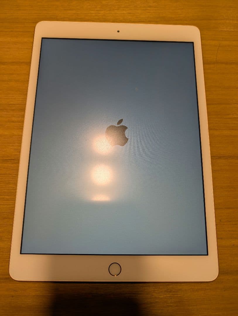 Apple iPad 第7世代 ゴールド本体 128GB Wi-Fi