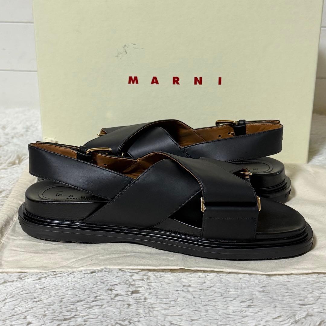 ⭐️新品未使用⭐️　MARNI　クロスフラット　ナッパーレザー　フスベットサンダル