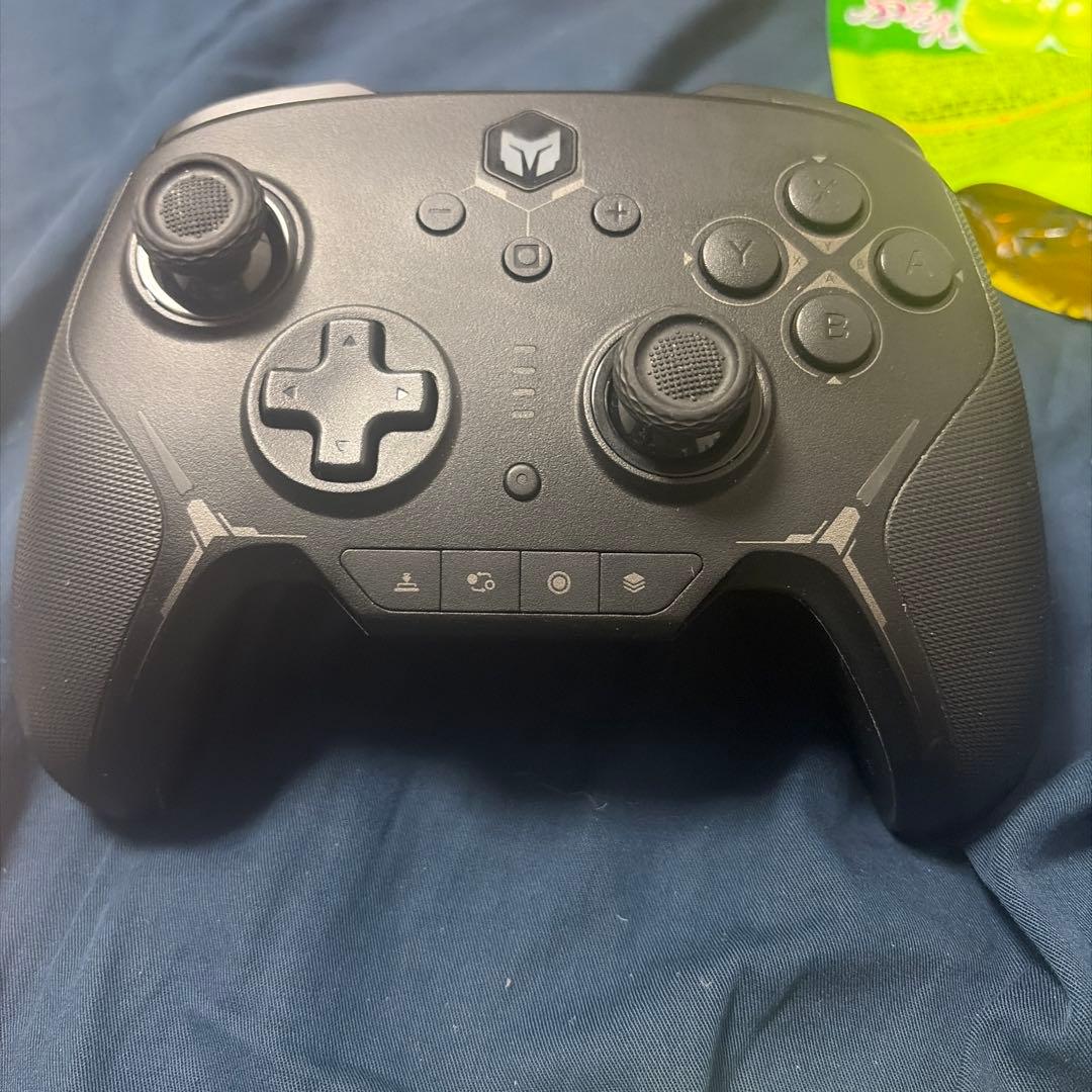 ブラックゲームコントローラー PC対応