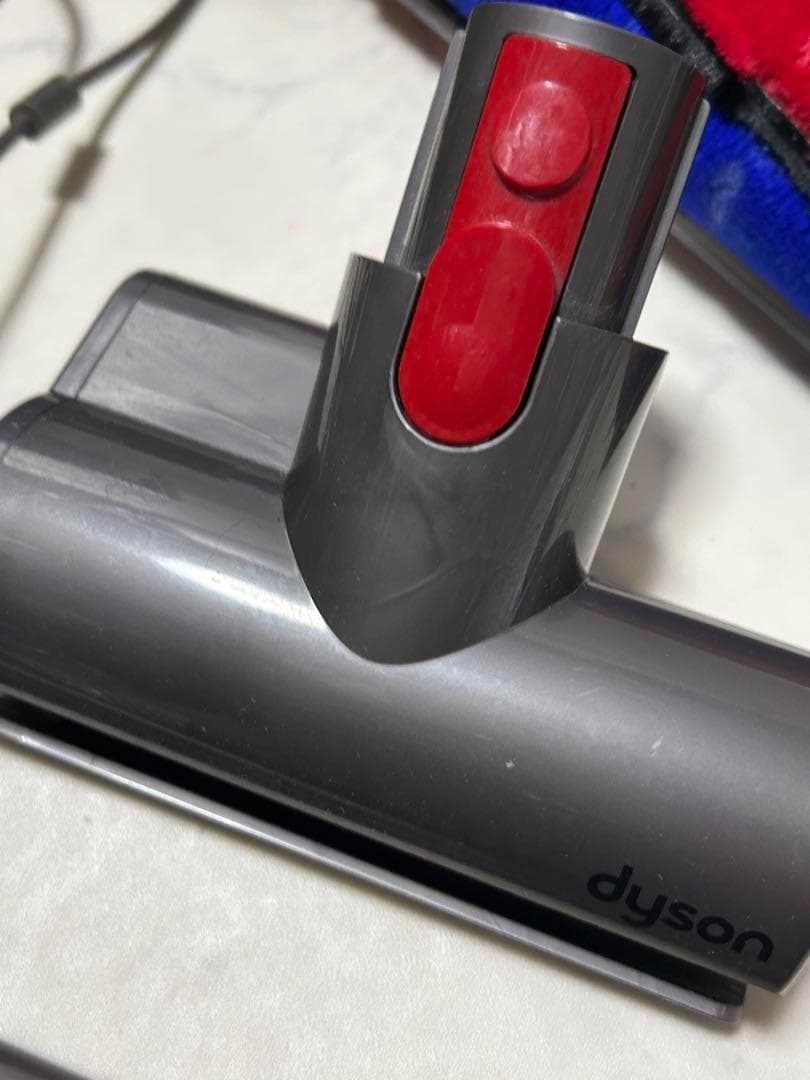 Take様 Dyson コードレスクリーナー V8