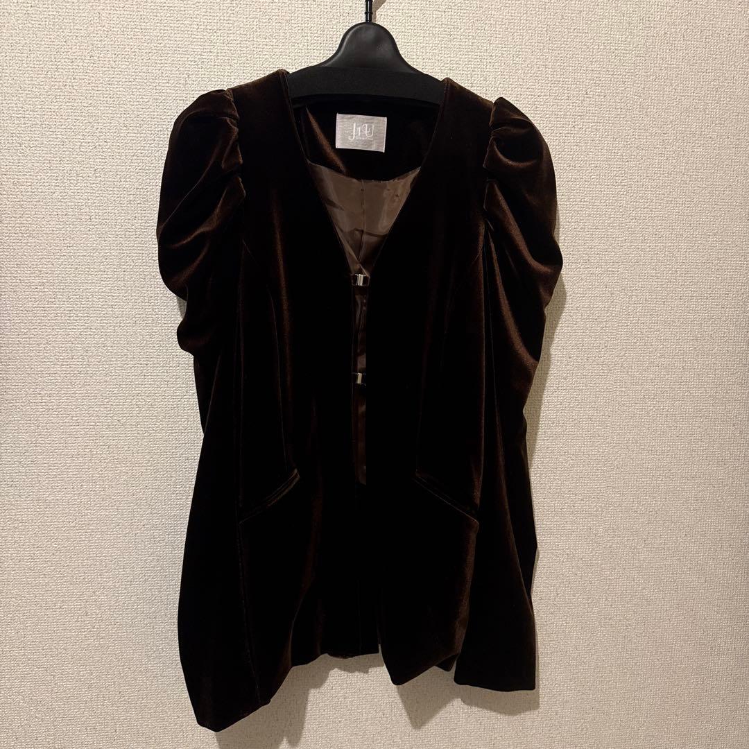 LA BELLE ETUDE クラシカルベロアパフスリーブジャケット ブラウン