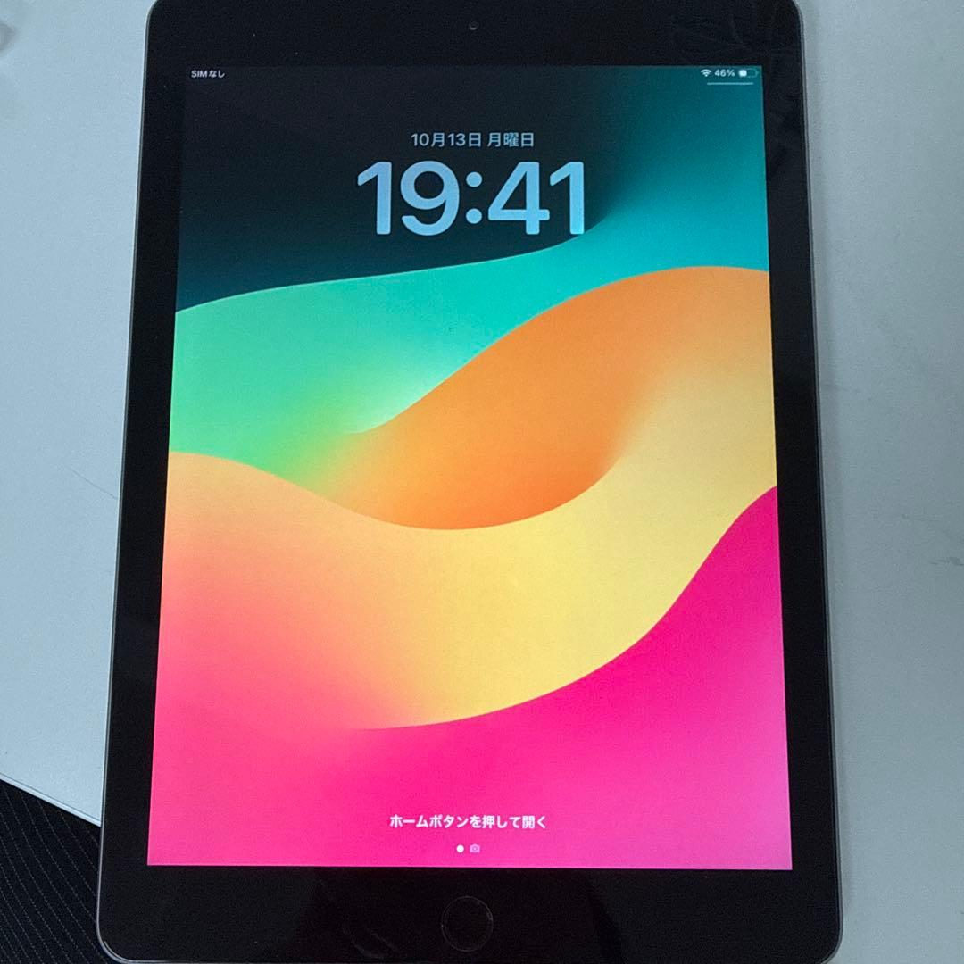 iPad 第6世代 32GB